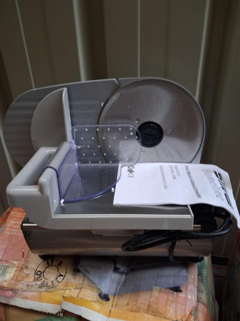 Trancheuse Électrique Professionnelle Silva Homeline 150W