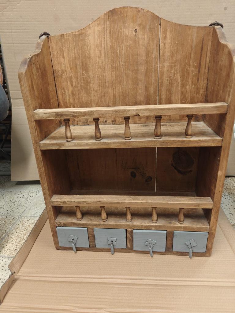 Wandrek in massief hout, Ophalen, Gebruikt