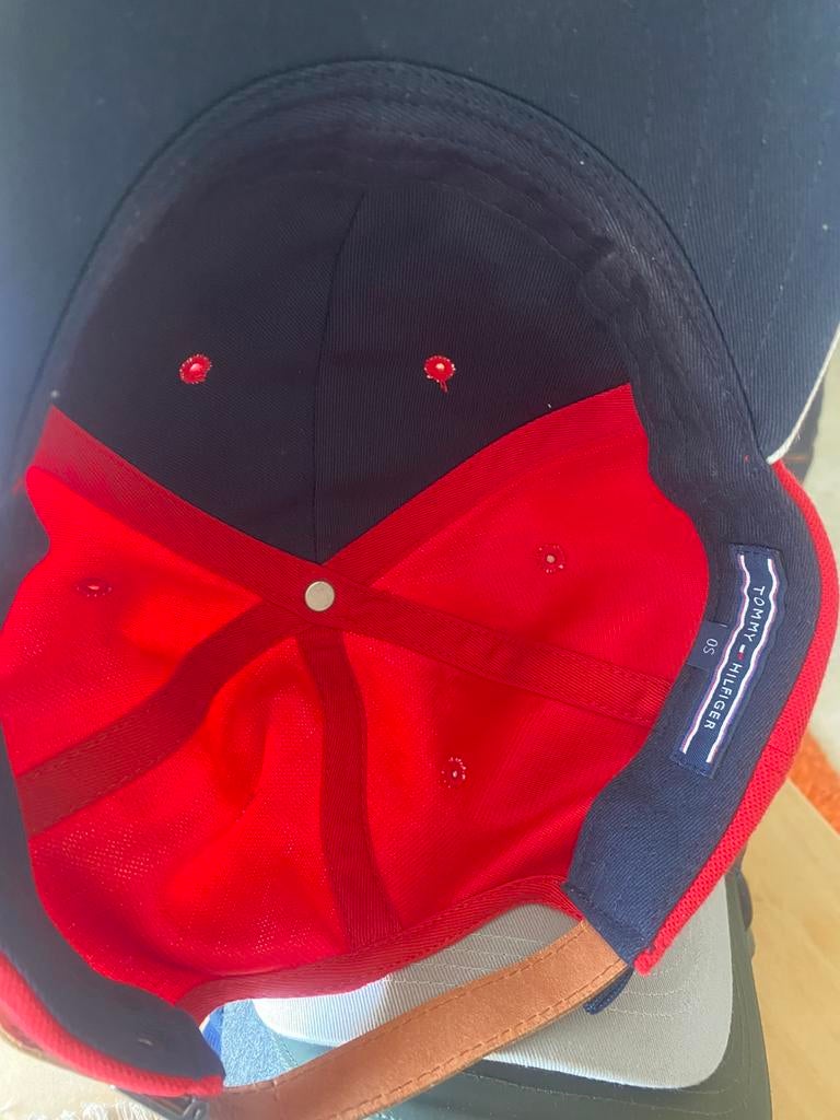 Petten Tommy Hilfiger, Vêtements | Hommes, Envoi, Comme neuf, Casquette