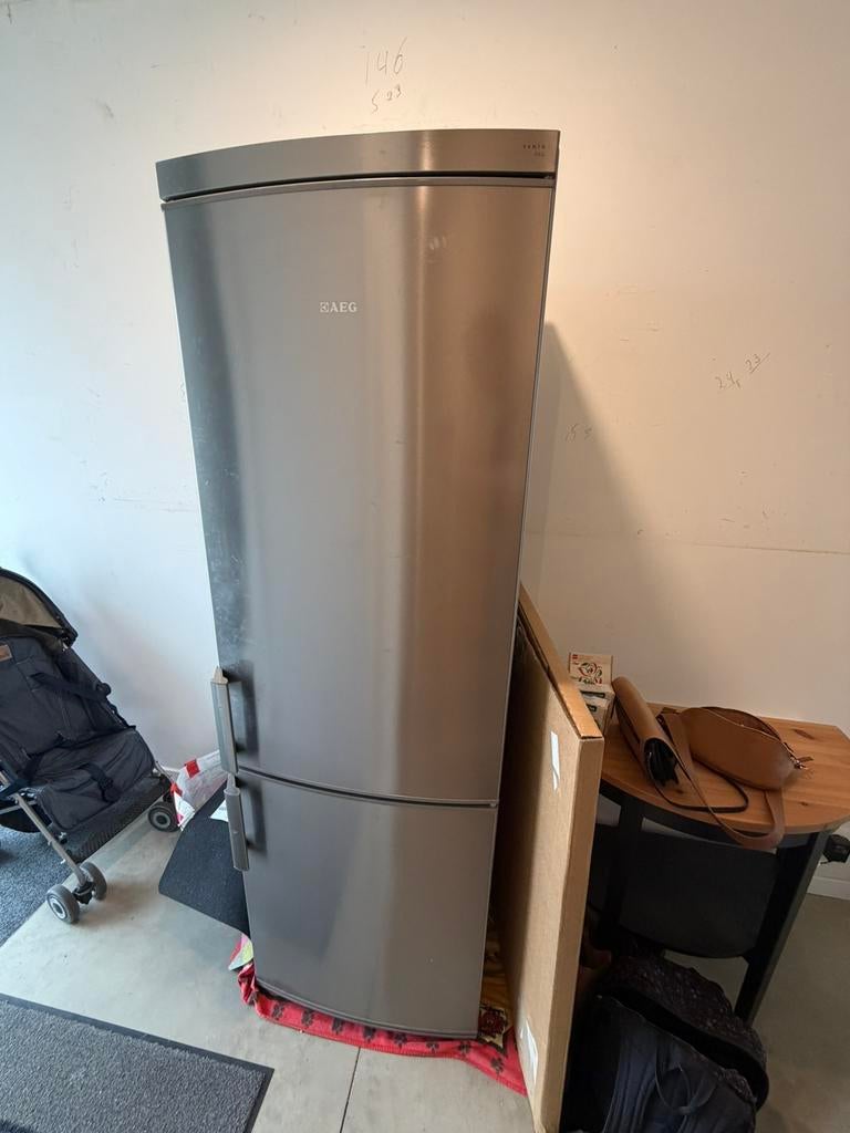 Koelkast AEG, Electroménager, Avec compartiment congélateur, 160 cm ou plus, Enlèvement, Utilisé