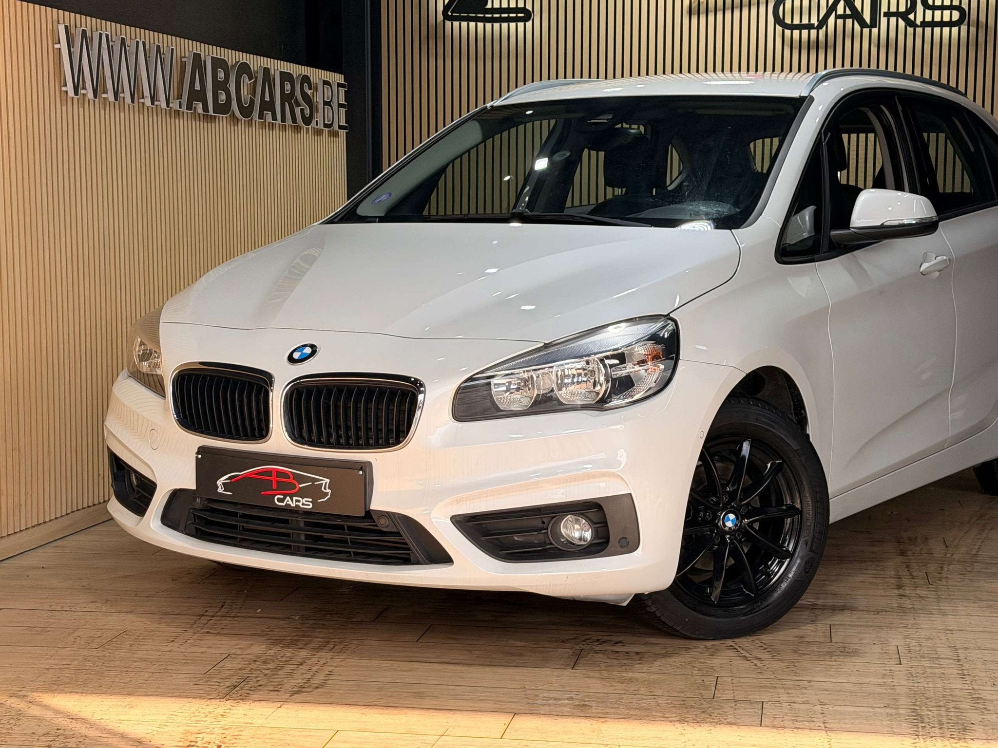 BMW 2 Serie 216 I * Active Tourer * GARANTIE 12 MOIS * 1er p, Autos, Cuir, 75 kW, Achat, Anti démarrage