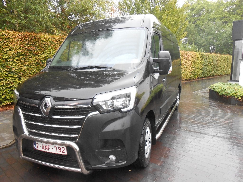 Renault Master Grand Confort, Euro 6, 4 cilinders, 2500 kg, Zwart