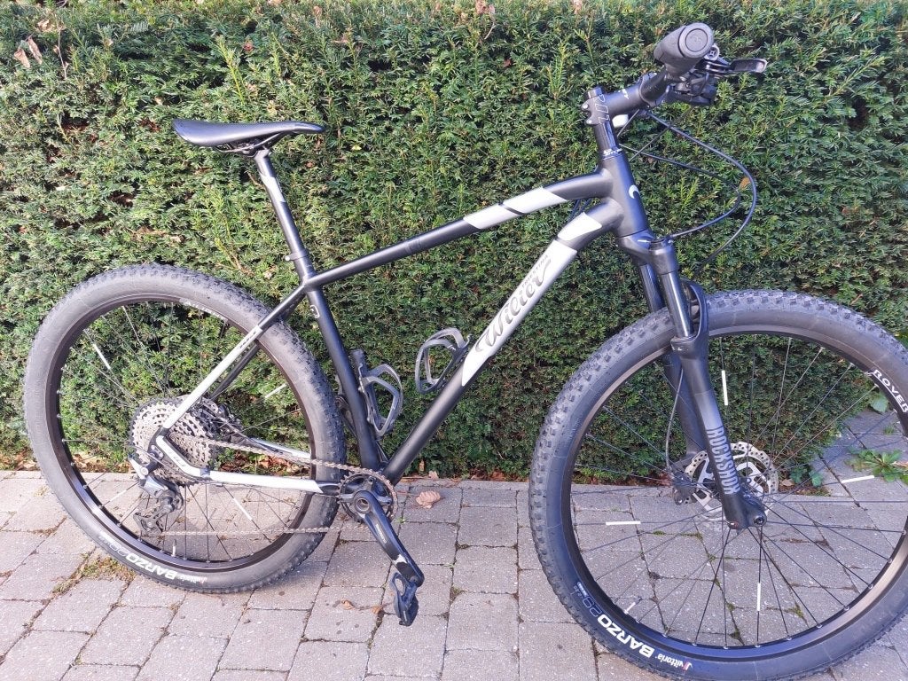 MTB, Fietsen en Brommers, 10 tot 15 versnellingen, Zo goed als nieuw, Schijfrem, 53 tot 57 cm