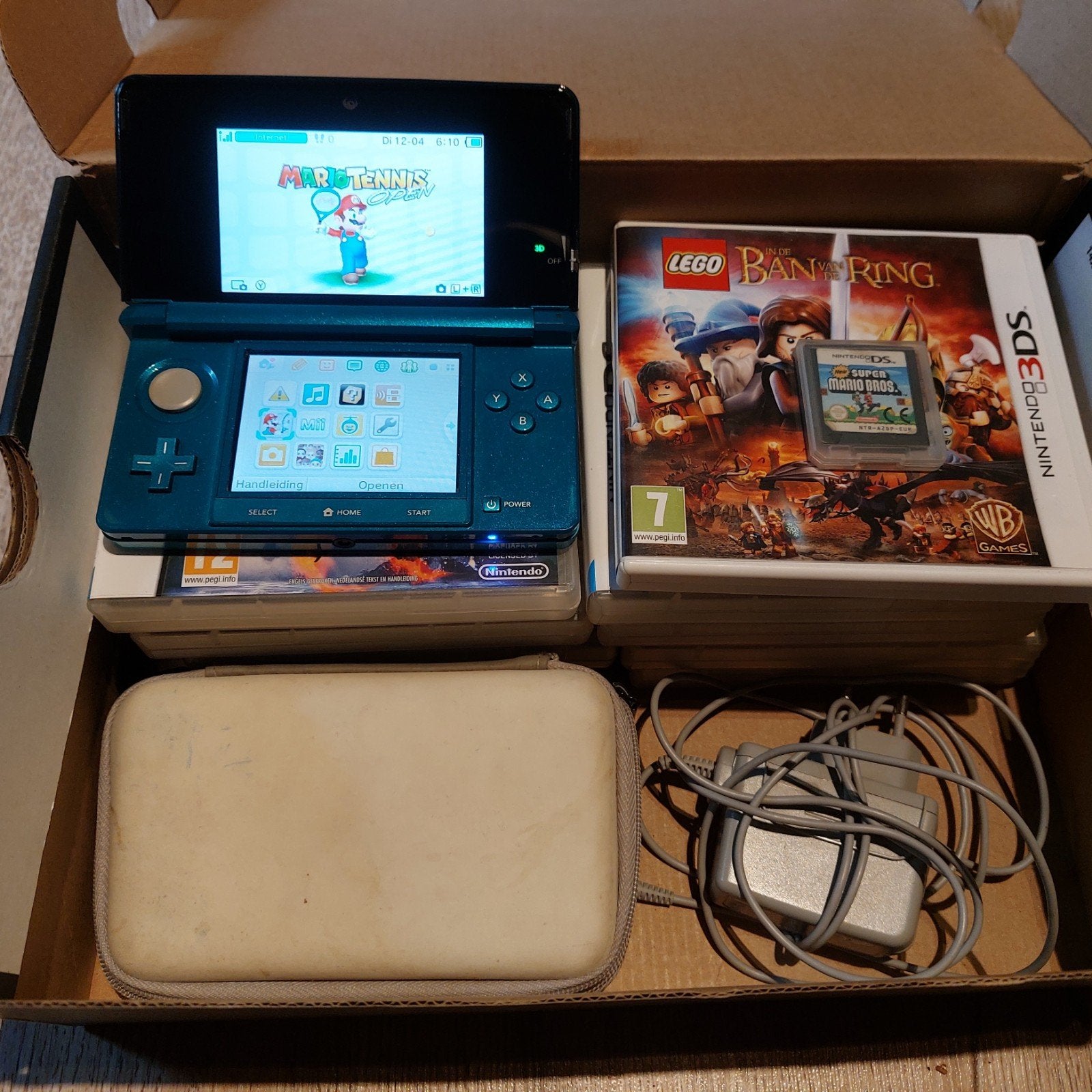Nintendo 3ds in perfecte + oplader, case en 10 games, Games en Spelcomputers, Ophalen, 3DS