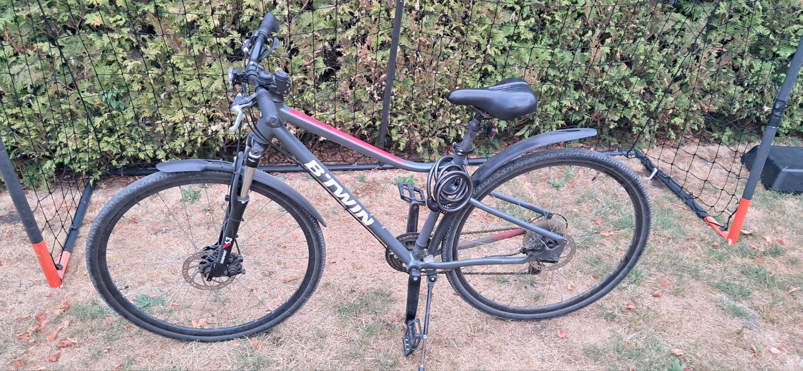 mountainbike B-twin riverside 500 (prijs is per fiets), Fietsen en Brommers, Ophalen