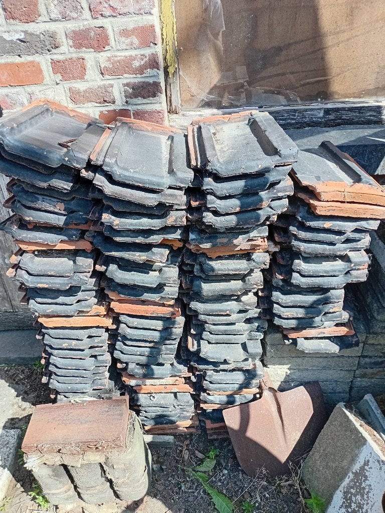 Un lot de tuiles anciennes, Bricolage & Construction, Tuiles, Enlèvement, Utilisé, 5 à 10 m²