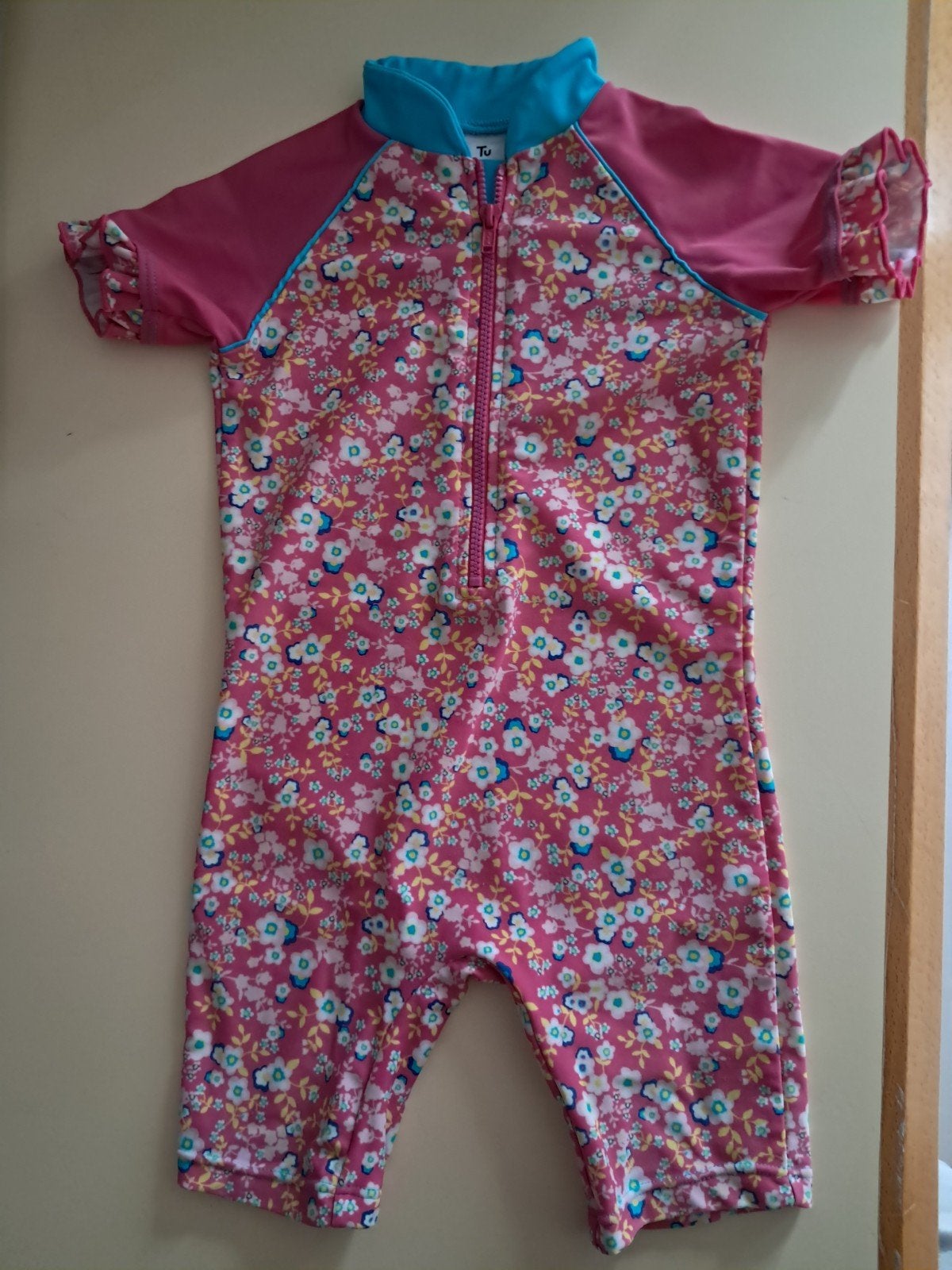 Zwempakje met rits 1 tot 1.5 jr, Enfants & Bébés, Vêtements de bébé | Maillots de bain pour bébés, Enlèvement ou Envoi, Comme neuf