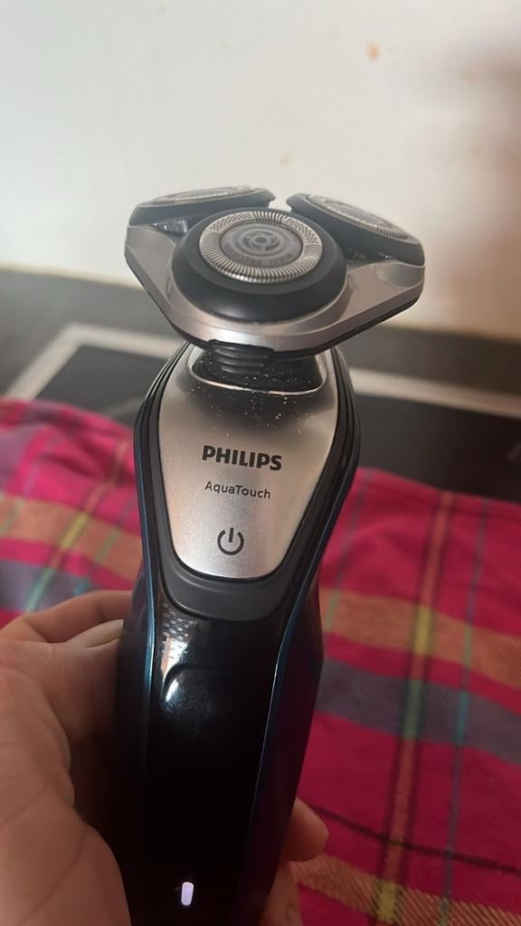 Philips aquatouch scheerapparaat nieuwe kop, Ophalen, Zo goed als nieuw, Scheren en Epileren