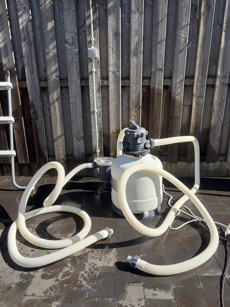 Intex Zandpomp + overige, Ophalen, Gebruikt, Ladder