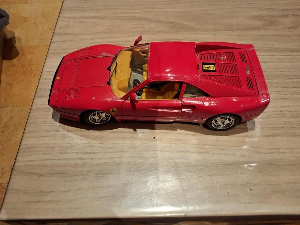 Ferrari  van Burago, Ophalen of Verzenden, Burago
