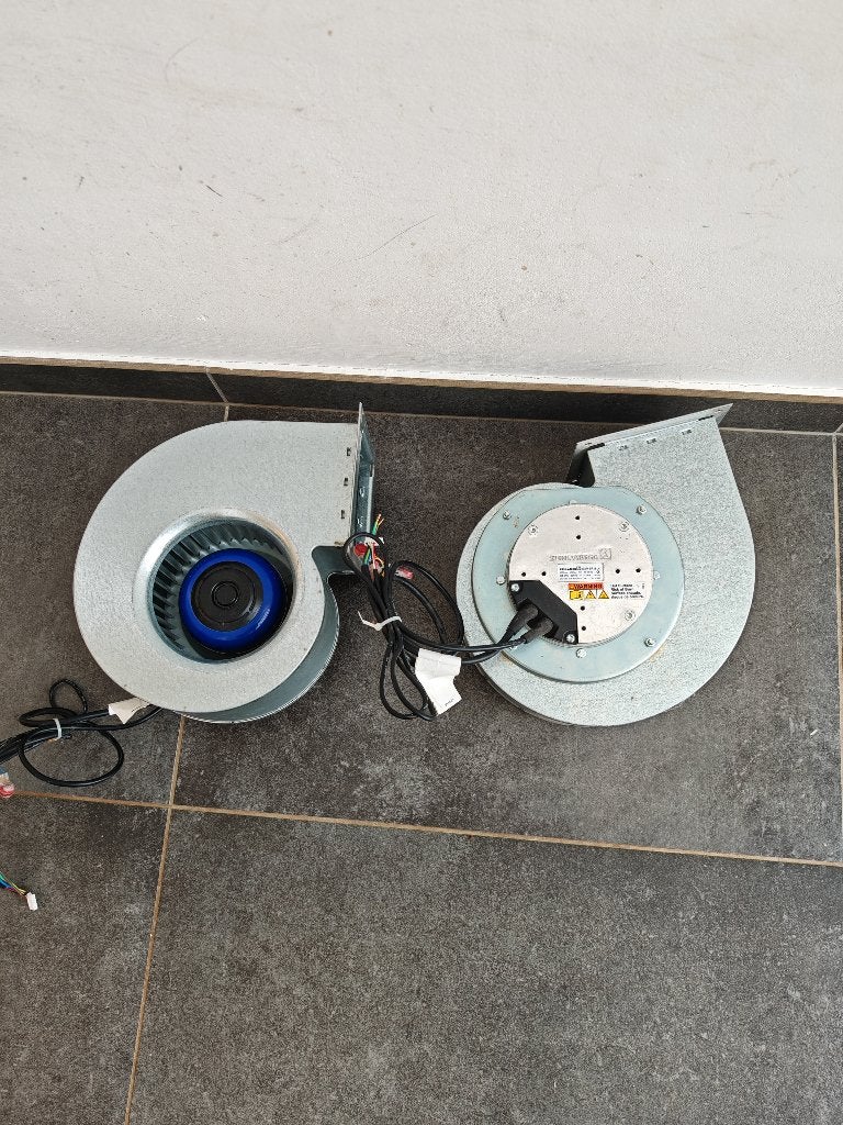 2 ventilateurs centrifuges Ziehl-Abegg – non testés, Enlèvement, Neuf, Ventilateur et Extracteur