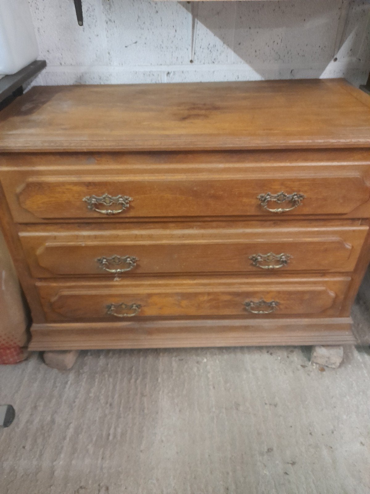 petit meuble en chêne, Maison & Meubles, Armoires | Commodes, Chêne