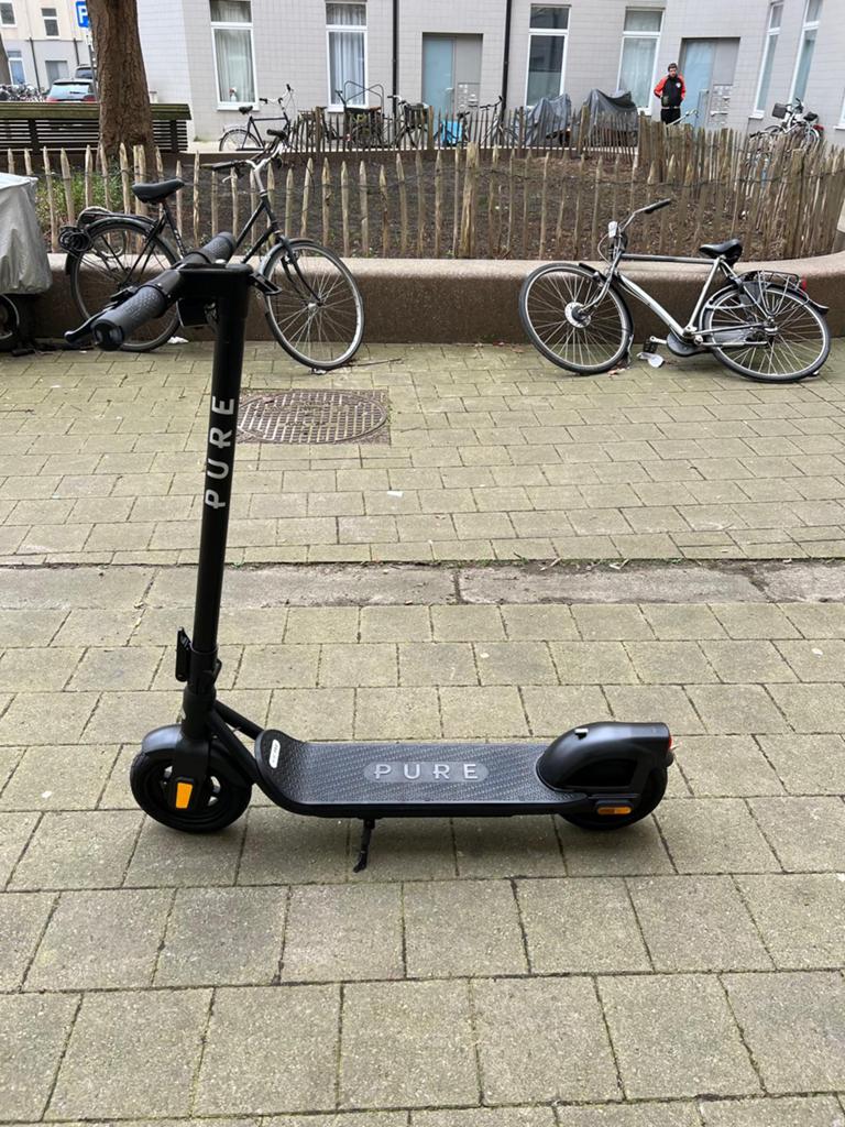 Pure Air 3 Pro – Nette staat + 1 JAAR GARANTIE, Vélos & Vélomoteurs, Trottinettes, Comme neuf, Step électrique (E-scooter), Enlèvement ou Envoi