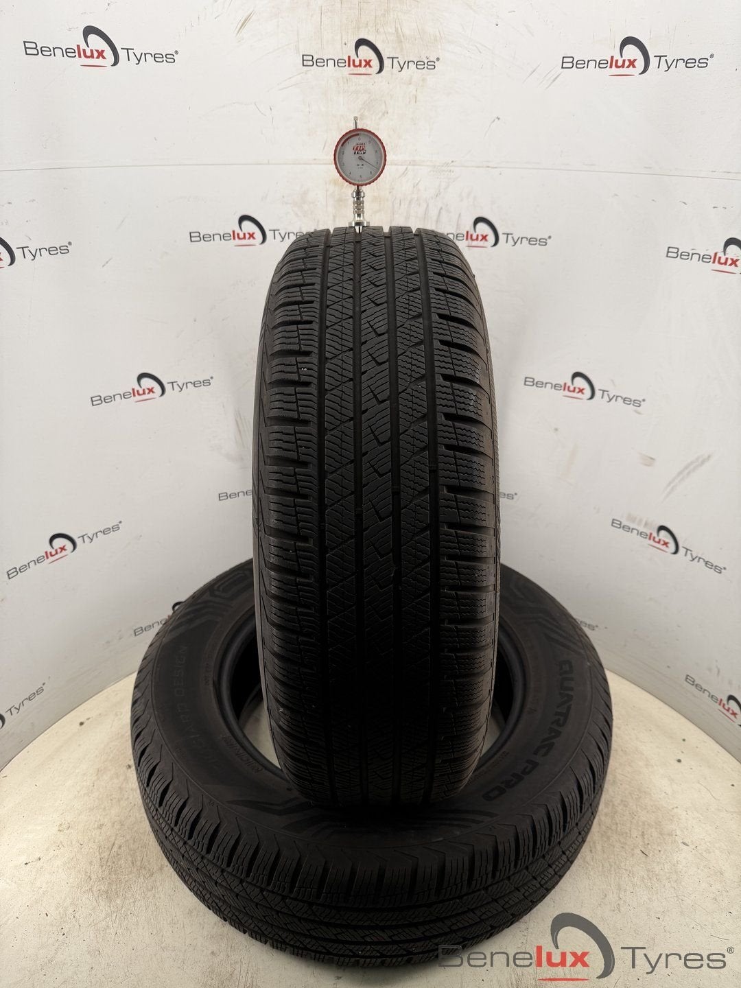 all-season 225/65R17 Vredestein 225/65/17 225/65 R17 2256517, Autos : Pièces & Accessoires, Pneus & Jantes, 4 Saisons, Véhicule de tourisme
