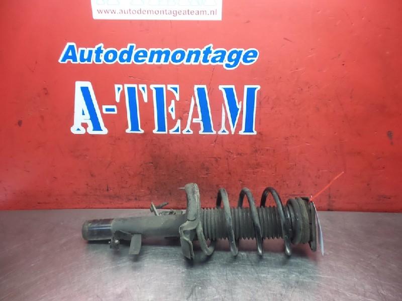 AMORTISSEUR OU ABSORBEUR DE CHOC AVANT DROIT Focus 3 Wagon, Utilisé, Ford