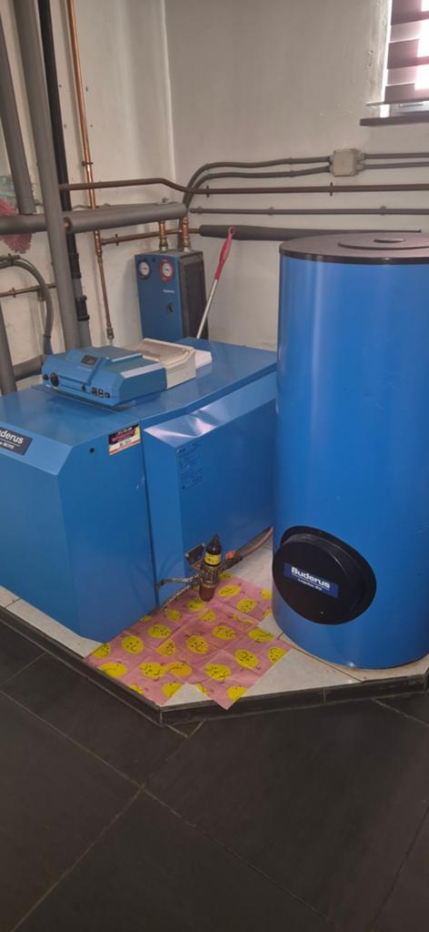 Buderus mazoutketel +  boiler, Enlèvement