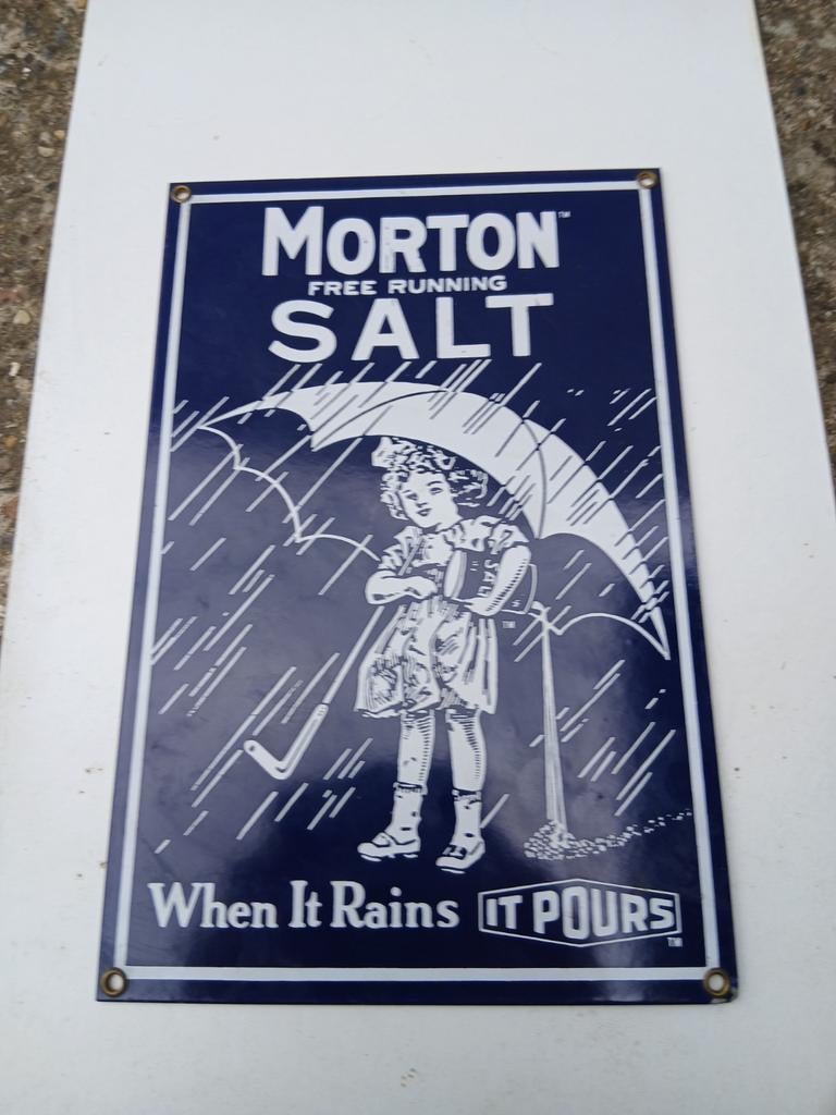 Panneau d'affichage en émail Morton Salt, Collections, Enlèvement ou Envoi, Panneau publicitaire