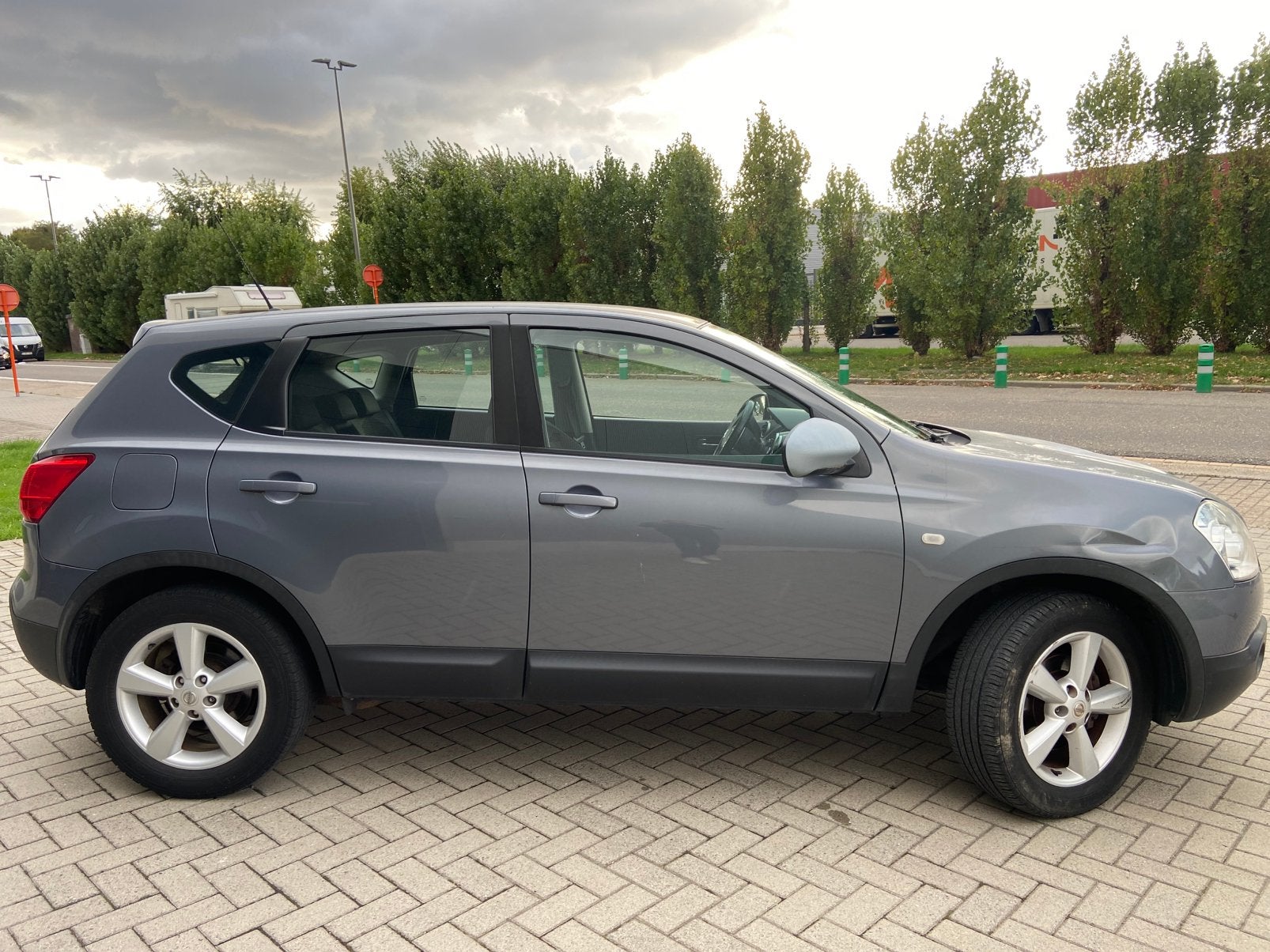 Nissn quasqai 1.5 diesel €4 de 11/2009 export, Autos, Achat, Boîte manuelle, Noir, 5 portes
