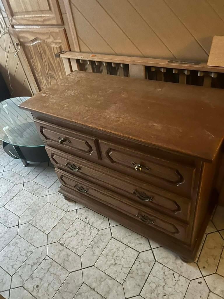 GRATIS afhalen te 9300 Aalst - commode, Huis en Inrichting, 3 of 4 laden, Ophalen, Gebruikt, Eikenhout