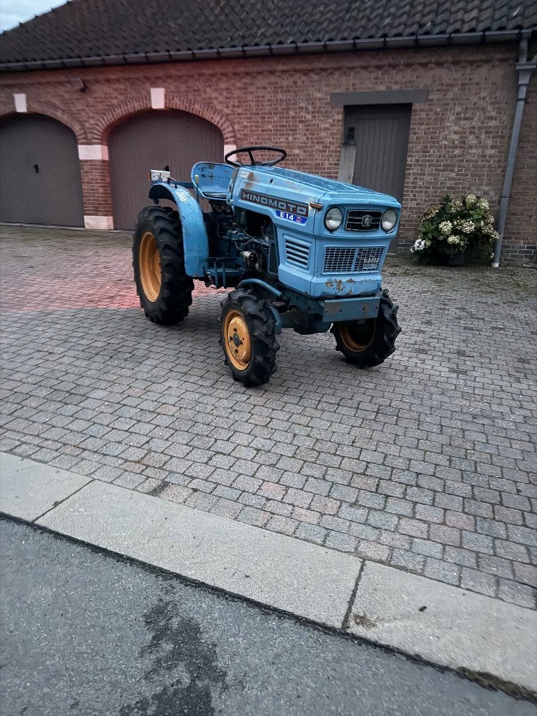 prachtige hinomoto e14d 16pk 4x4 2nieuwe brede achterbanden!, Articles professionnels, Enlèvement ou Envoi