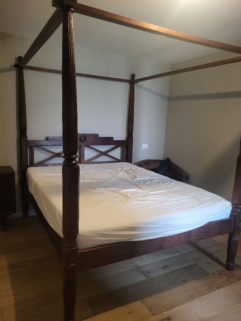 Massief mahonie hemelbed (2prs), Huis en Inrichting, Slaapkamer | Bedden, Ophalen, Gebruikt, Bruin, Tweepersoons