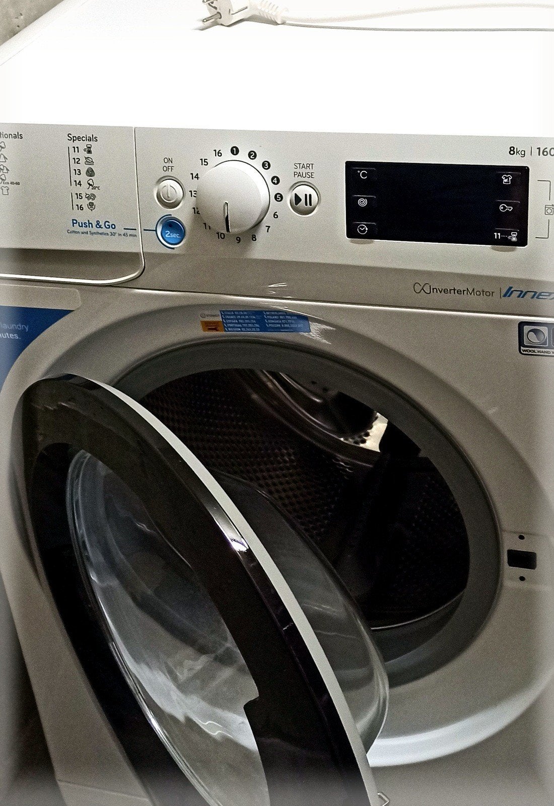 Indesit Innex wasmachine 8kg / 1600 toeren - weinig gebruikt, Elektronische apparatuur, Ophalen, 6 tot 8 kg, Energieklasse A of zuiniger