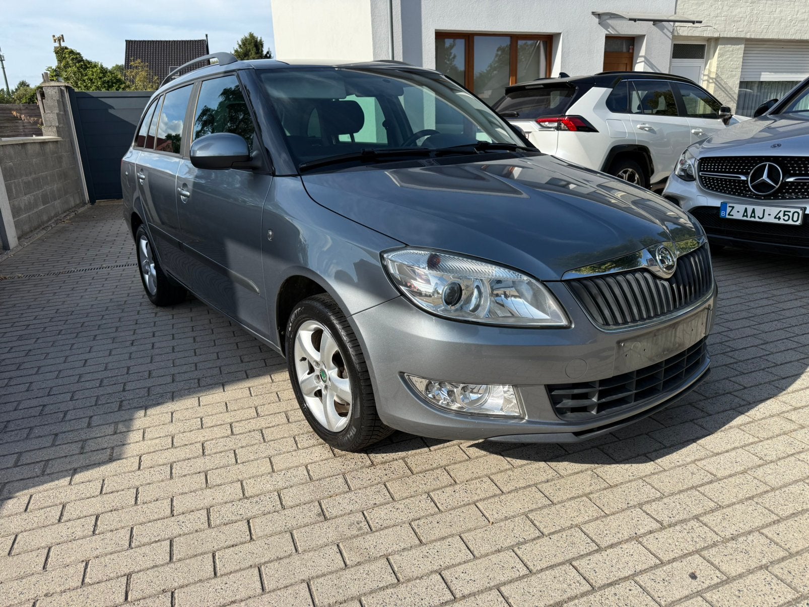 Skoda Fabia bj2013 1.2TSI Benzine 63kw, Voorwielaandrijving, Stof, 4 cilinders, Bedrijf