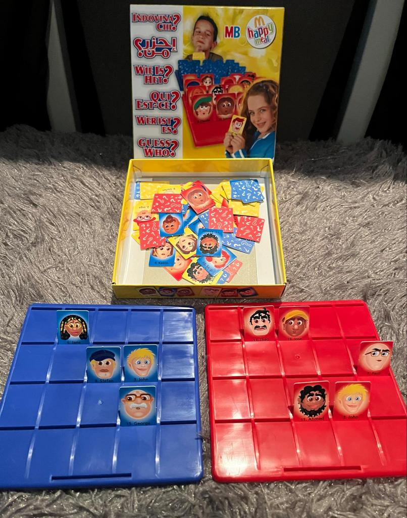 Spel wie is het, Hobby en Vrije tijd, Gezelschapsspellen | Overige, Ophalen, Zo goed als nieuw
