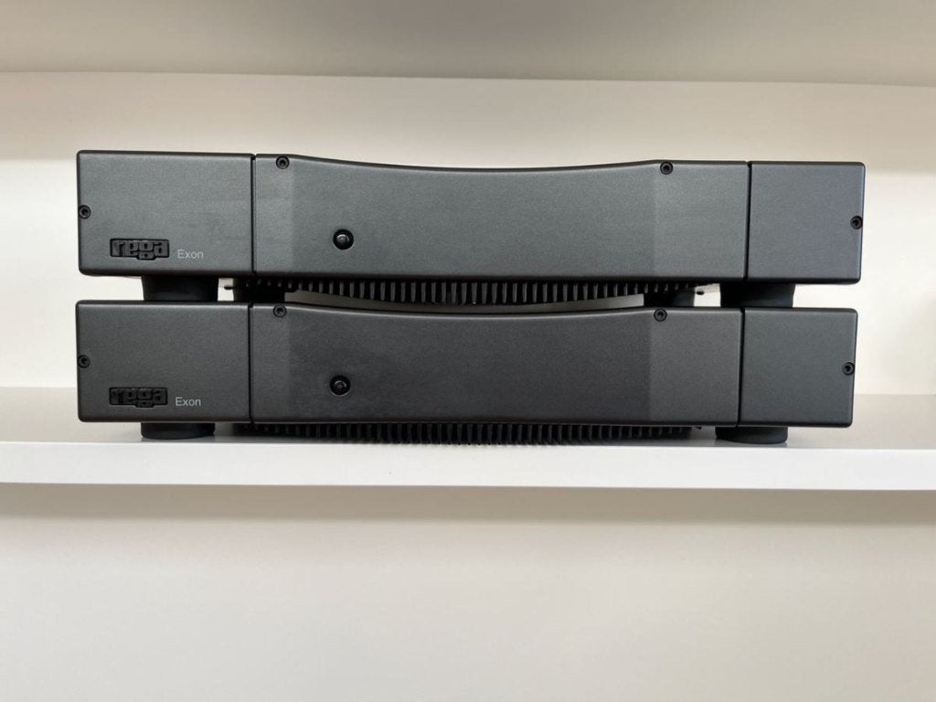 Monobloc Rega Exon (2 pièces), TV, Hi-fi & Vidéo, Amplificateurs & Ampli-syntoniseurs, Enlèvement ou Envoi, Comme neuf, 120 watts ou plus