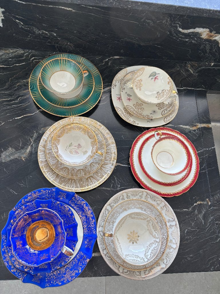 Poreceleine fine -6 sets (tasse, soucoupe, assiette dessert), Antiquités & Art, Enlèvement ou Envoi