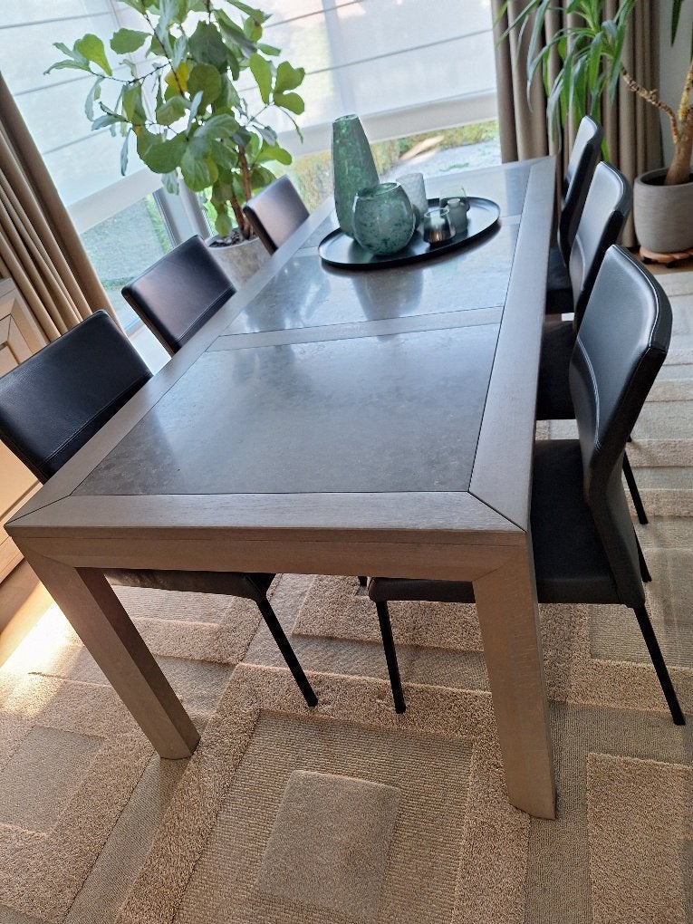 Eetkamer, Ophalen, Zo goed als nieuw, 4 tot 6 stoelen