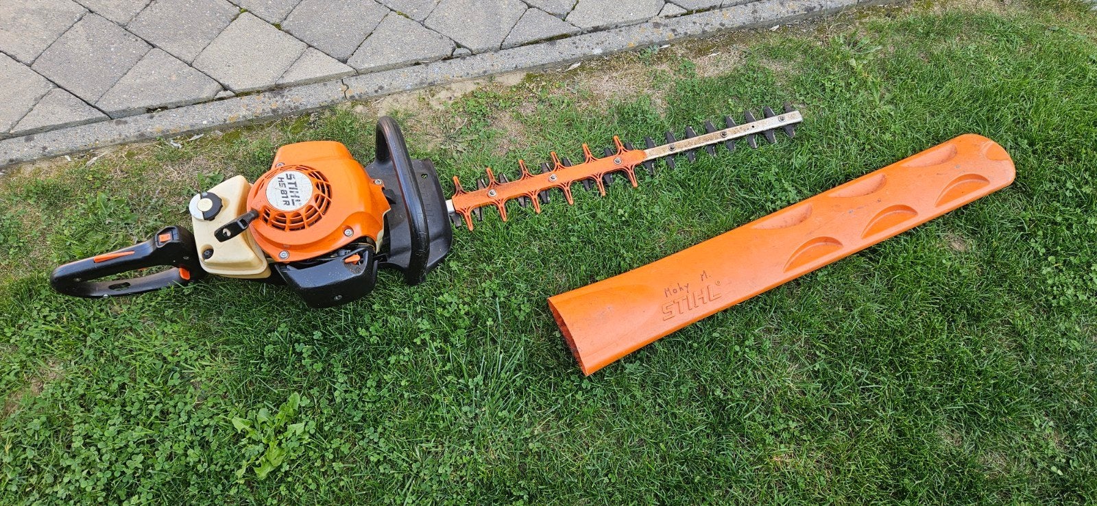 taille haies stihl hs 81R, Enlèvement