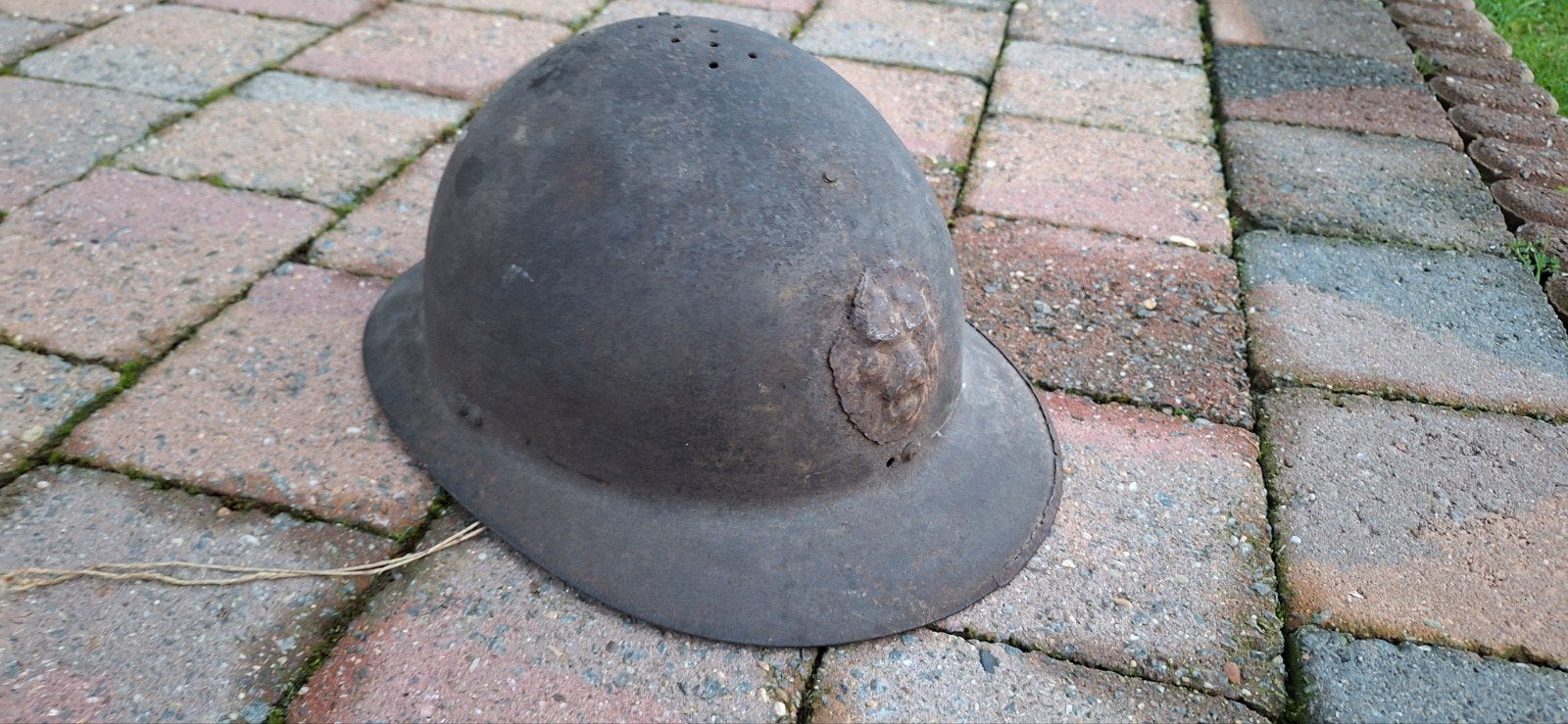 Belgische helmschaal, Ophalen