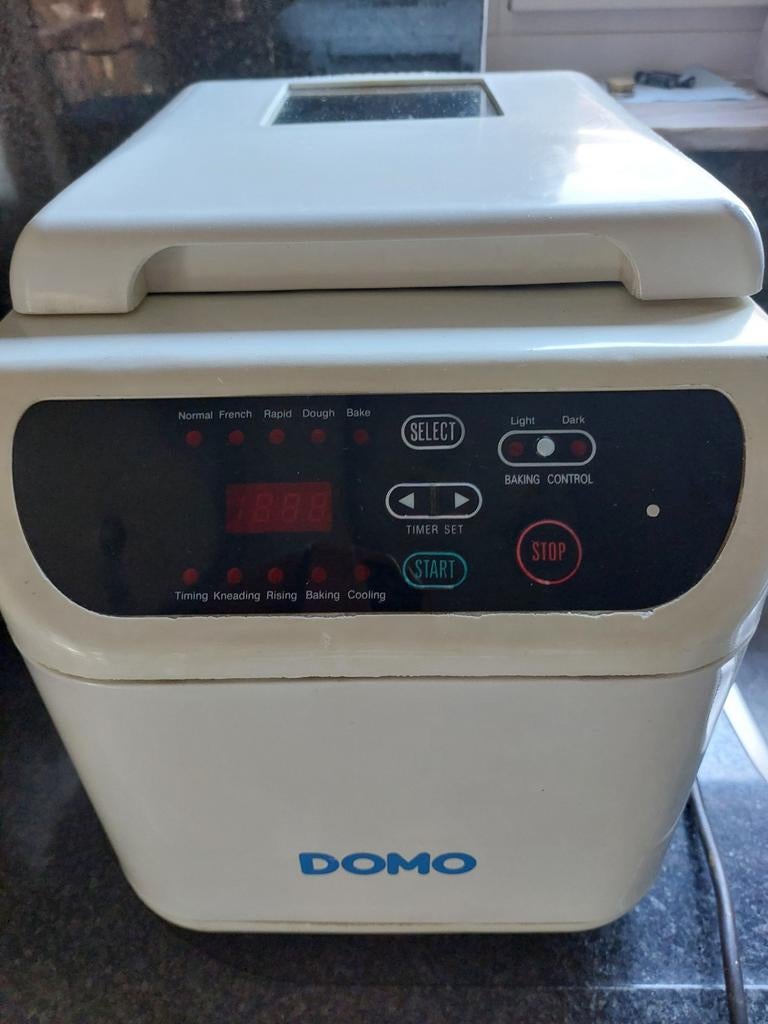 Domo broodbakmachine, Ophalen