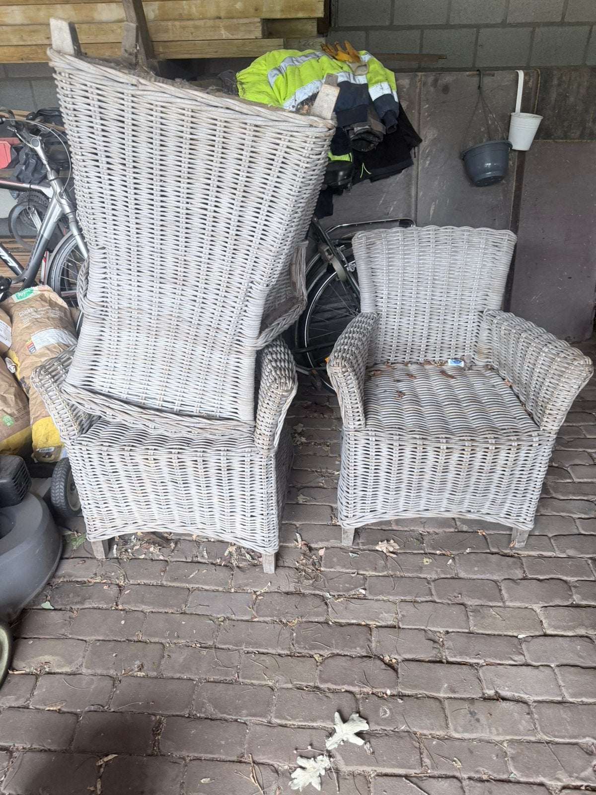 Rieten stoelen, Ophalen, Zo goed als nieuw