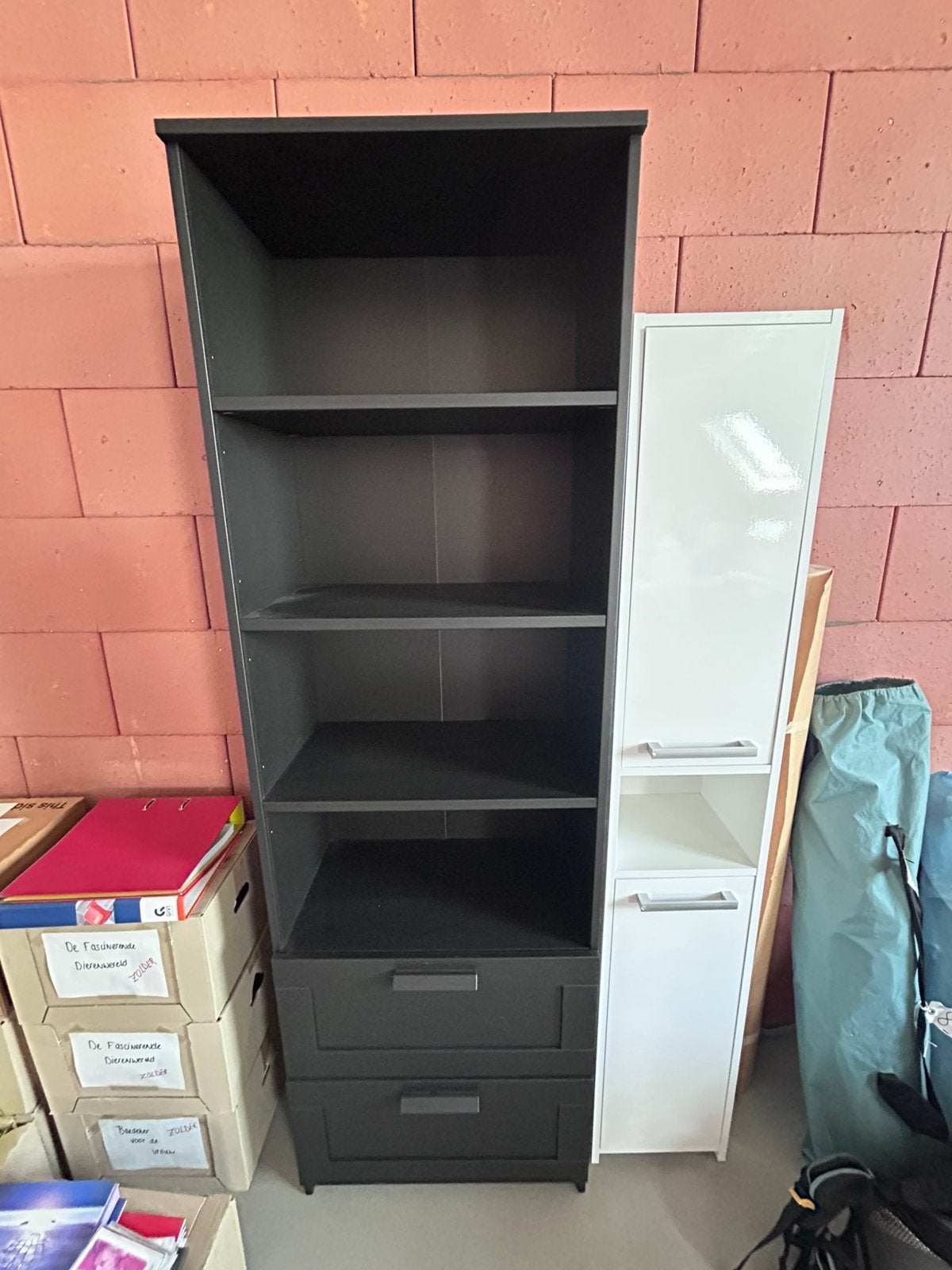 Zwarte boekenkast met 2 schuiven, Brimnes (Ikea), Ophalen, Gebruikt, 50 tot 100 cm, Met lade(s)