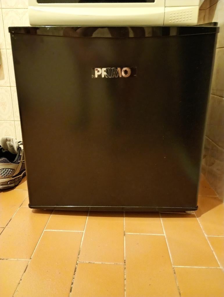 Klein ijskast te koop primo, Elektronische apparatuur, Koelkasten en IJskasten, Ophalen, Minder dan 85 cm, Zo goed als nieuw, 45 tot 60 cm