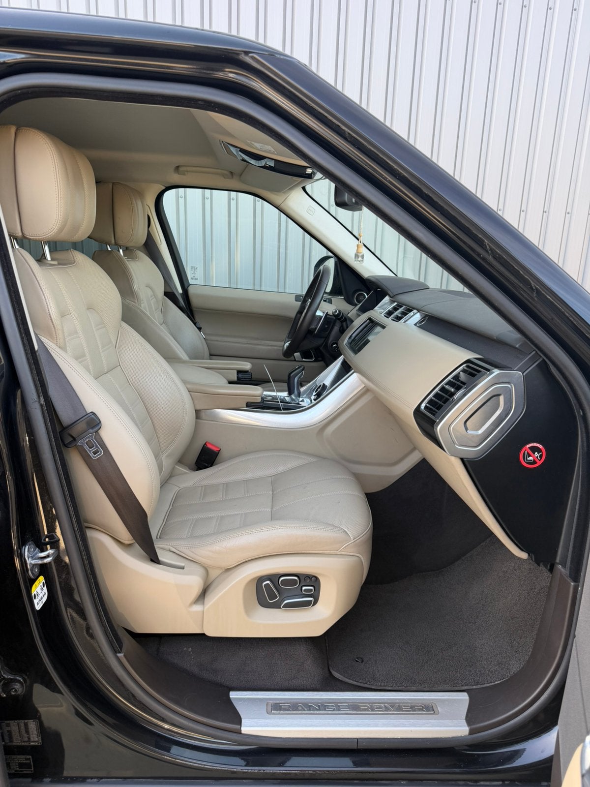 Range rover Sport•AUTOBIOGRAPHY•TV•20INCH•2015•181.000Km•292, Auto's, Automaat, Beige, Zwart, Leder