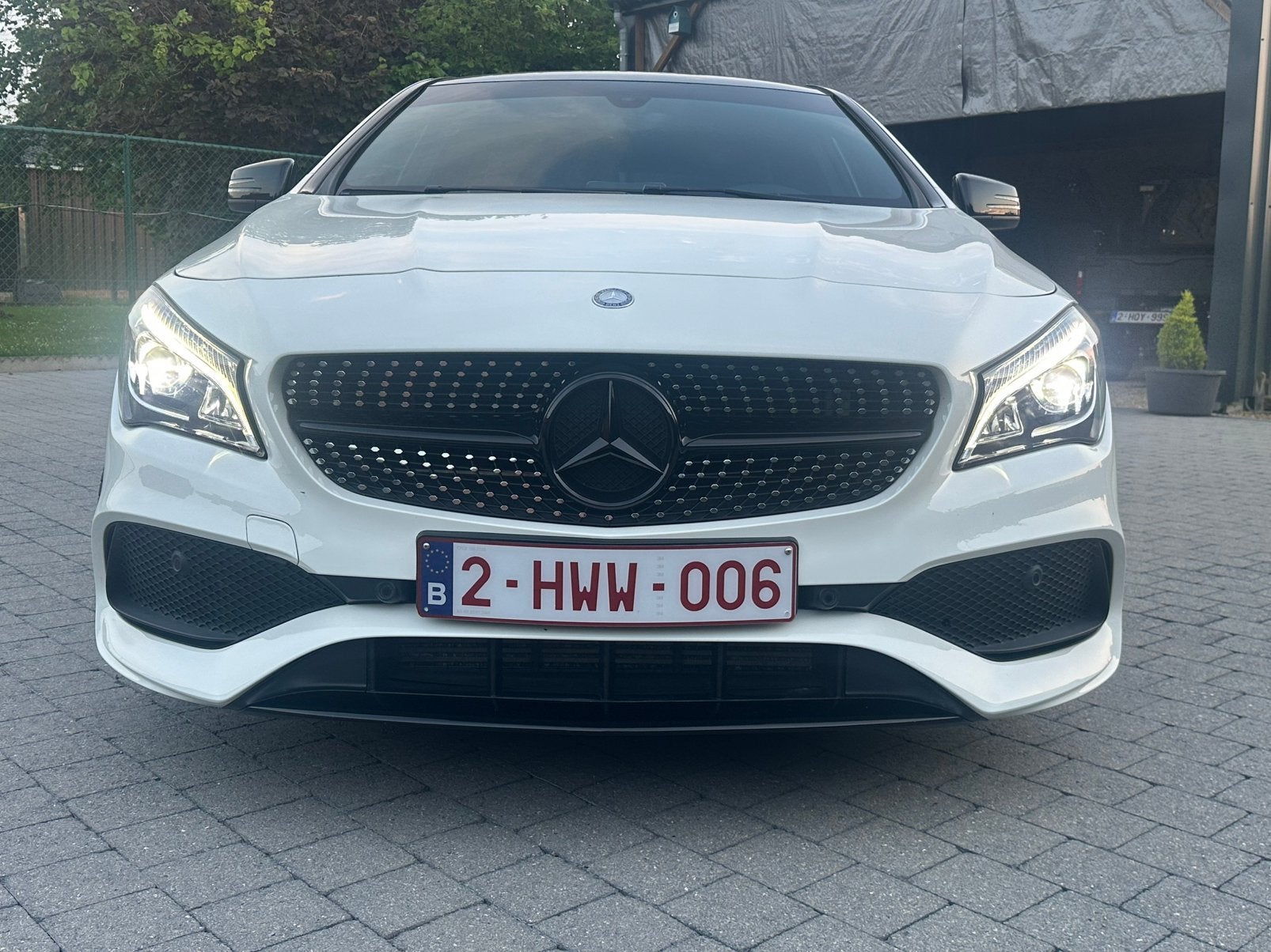 Frein de tir Mercedes Cla 180, Autos, Mercedes-Benz, 90 kW, Boîte manuelle, Noir, 5 portes