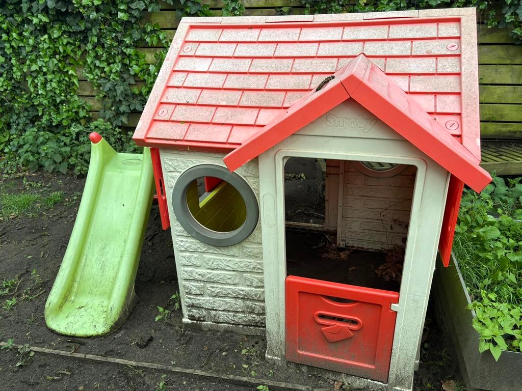 Smoby speelhuisje en glijbaan, Ophalen, Gebruikt, Kunststof