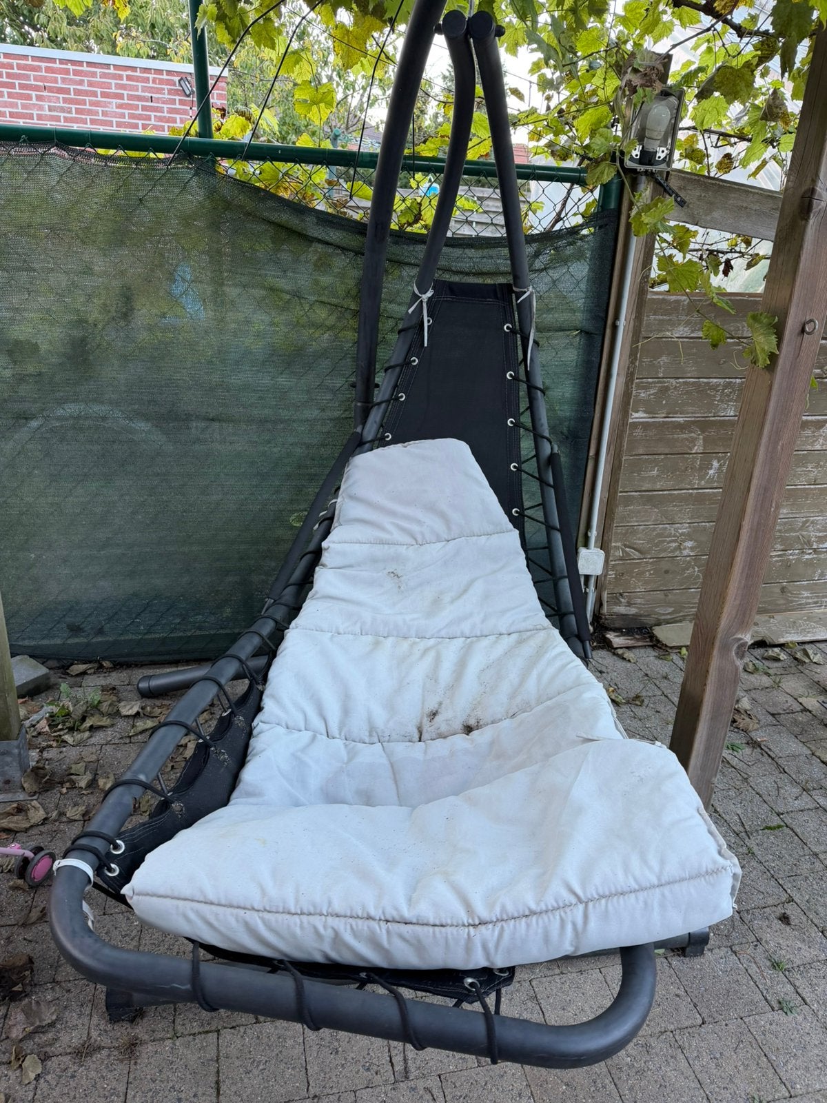 Schommel/kussen ( zo meepakken of zelf uit elkaar halen), Ophalen, Gebruikt