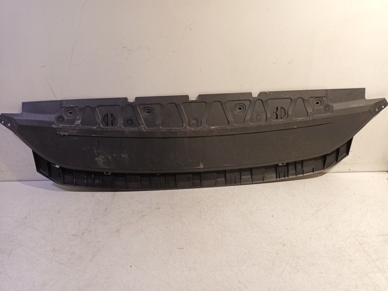 Bodembeschermplaat Skoda Superb, Onderdelen@venauto.nl, Van der Ven Autorecycling B.V., Gebruikt, Ettenseweg 76, 4706 PB Roosendaal, The Netherlands