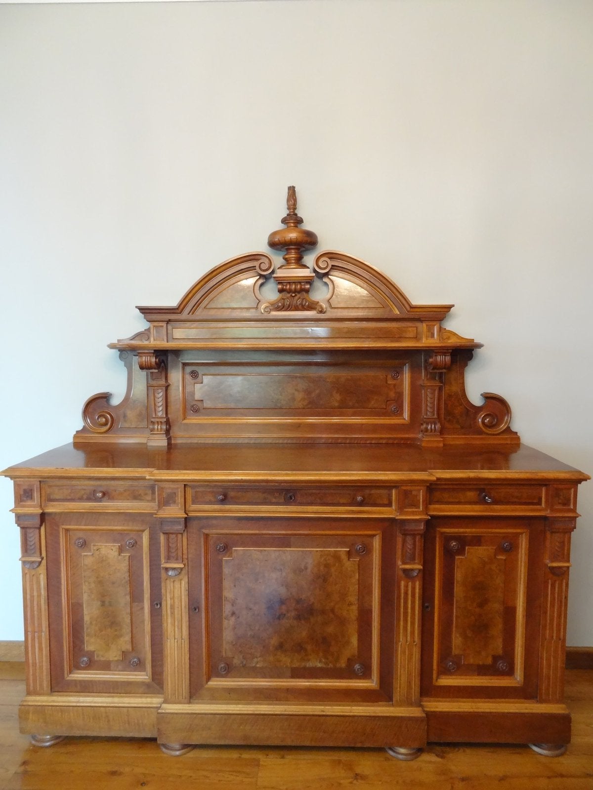 Buffet Napoleon III, Enlèvement