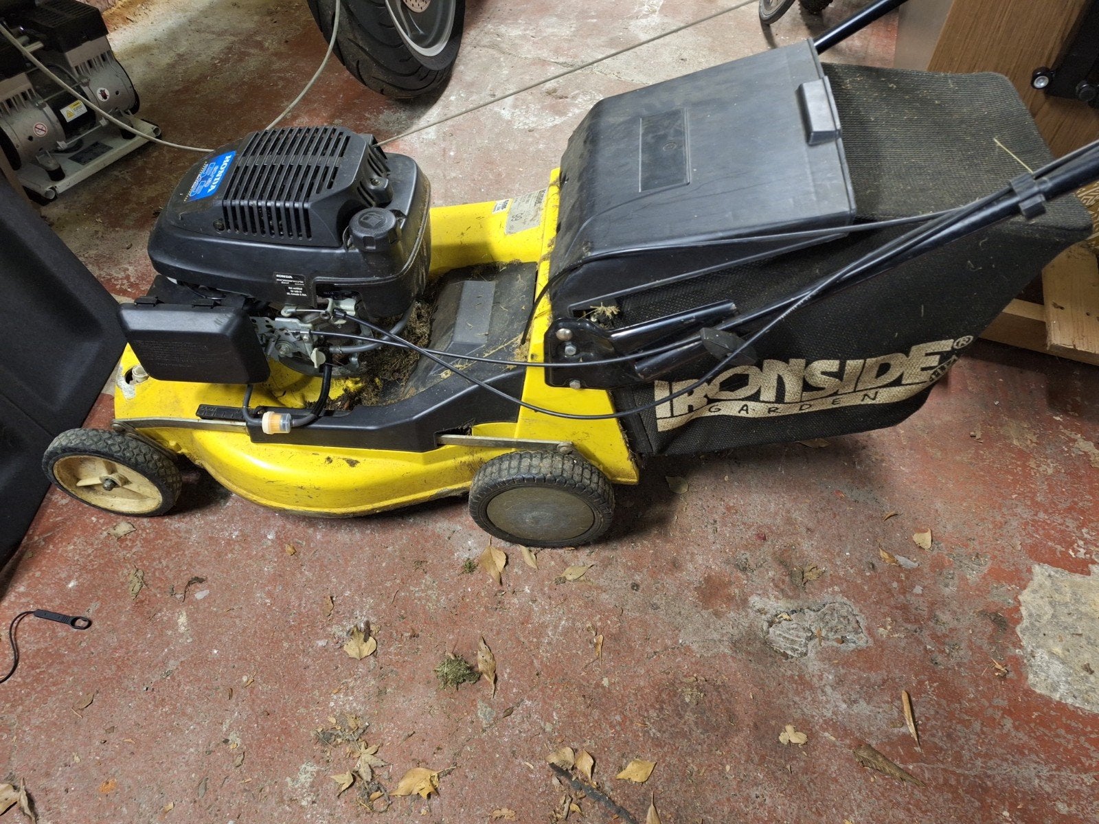 tondeuse moteur Honda 5,5 CV a reparer, Jardin & Terrasse, Enlèvement