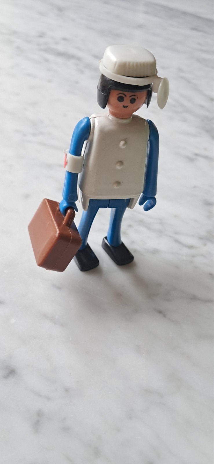 docteur vintage, Enlèvement