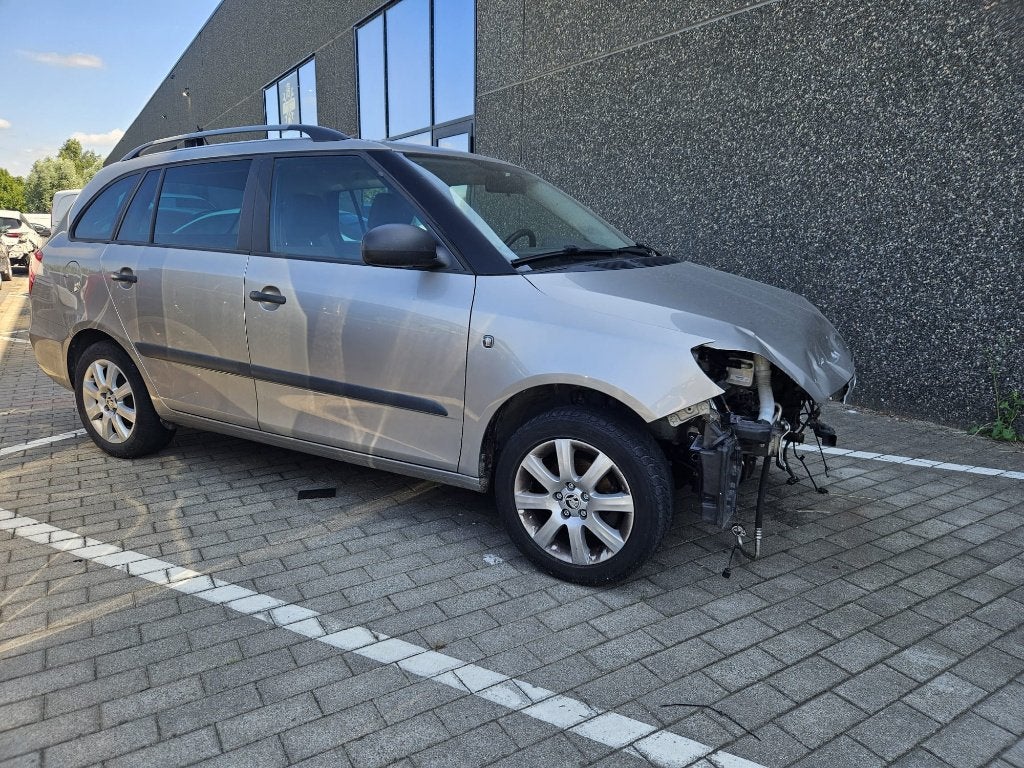 Skoda Fabia Combi 1.2 TSI 2014 (63kW) — Véhicule endommagé, Euro 5, Achat, Boîte manuelle, Beige