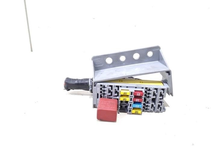 Boîte à fusibles d'un Fiat Doblo, -, 3 mois de garantie, Utilisé, Fiat