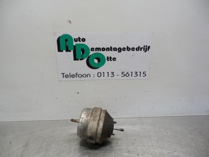 Support moteur d'un Volkswagen Passat (Passat 96-), Autos : Pièces & Accessoires, Suspension & Châssis, Volkswagen, Utilisé, 3 mois de garantie