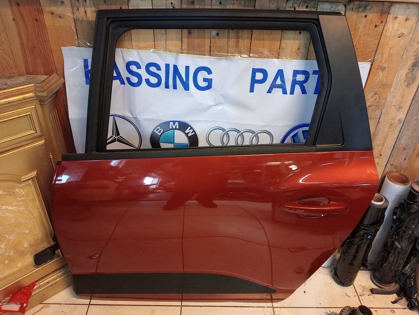 dacia jogger Achterdeur Links moet gespoten worden, Dacia, Gebruikt, -, Deur