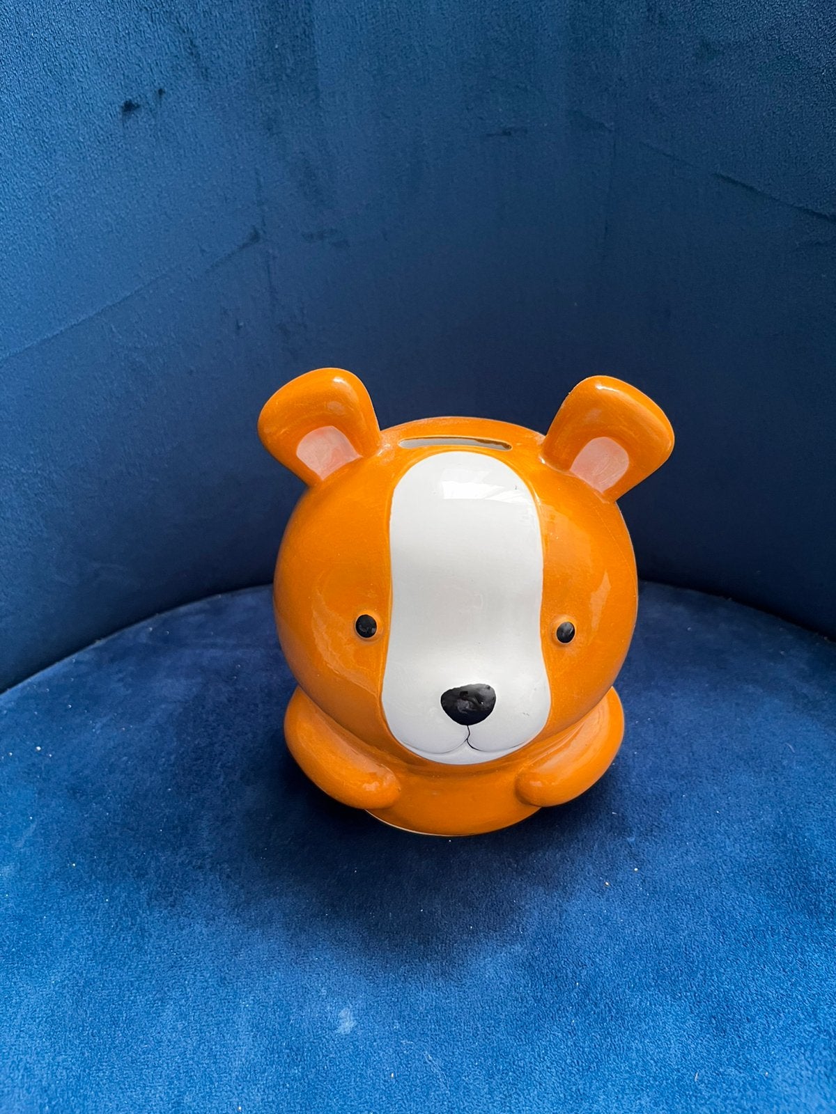 Tirelire en forme de petit ours – HEMA, Verzamelen, Ophalen of Verzenden, Zo goed als nieuw, Steen, Aardewerk of Keramiek, Dier